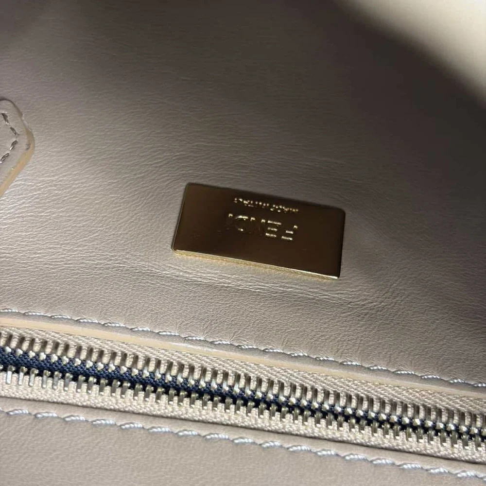 Fendi Mini Peekaboo in Beige Ostrich leather with Gold Accents - Picture 7 of 11